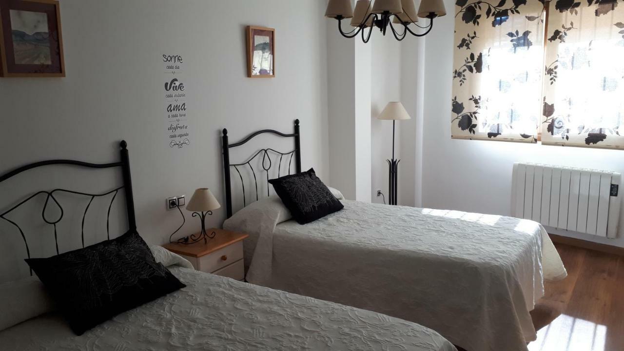 Casa Tere Apartment Orihuela del Tremedal Luaran gambar